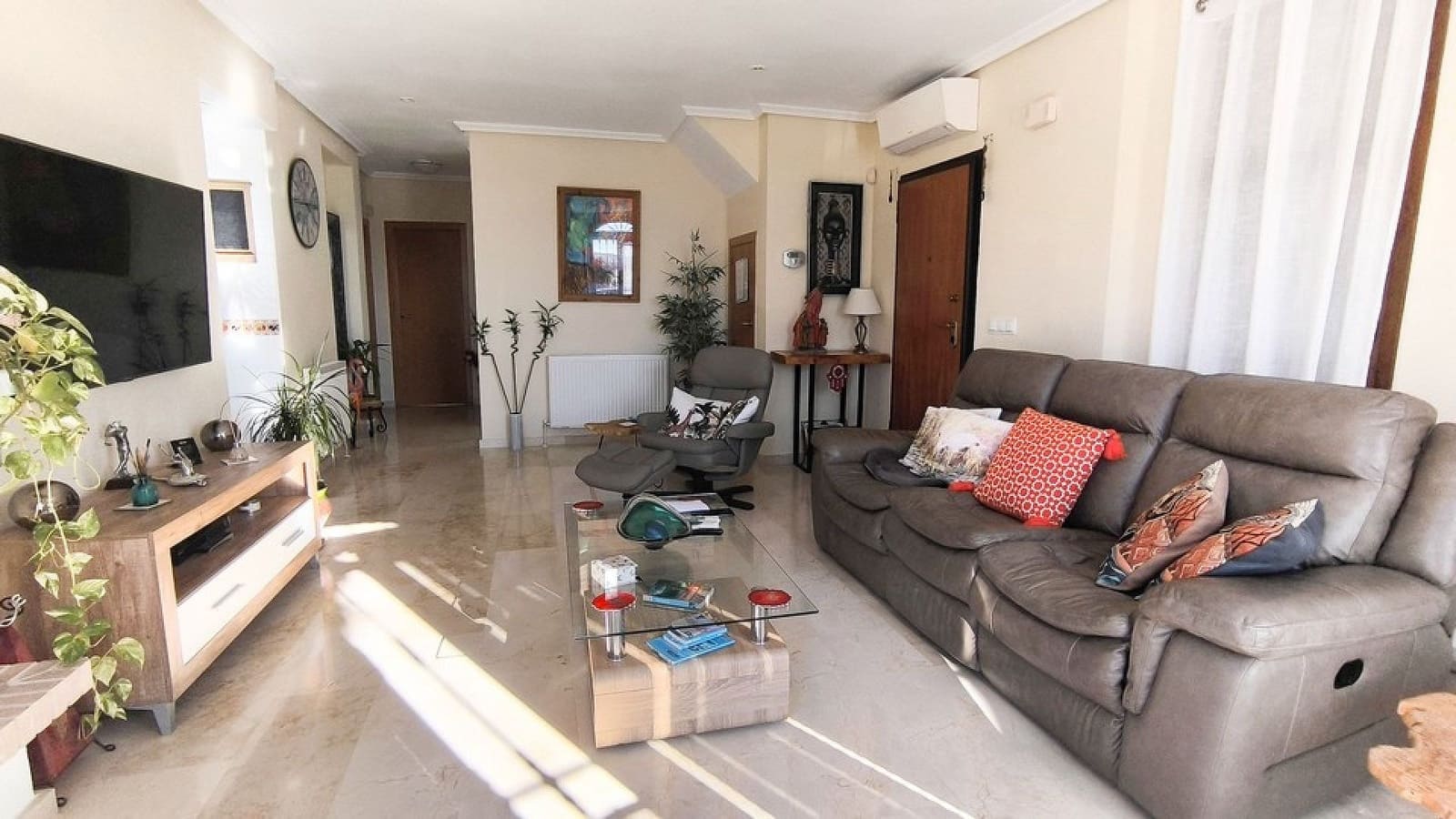 3 sypialnia Willa na sprzedaż w Algorfa z basenem garażem - 375 000 € (Ref: 9394076)