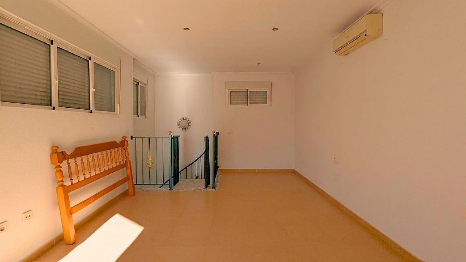 3 quarto Moradia para venda em Ciudad Quesada com piscina - 399 900 € (Ref: 9441067)