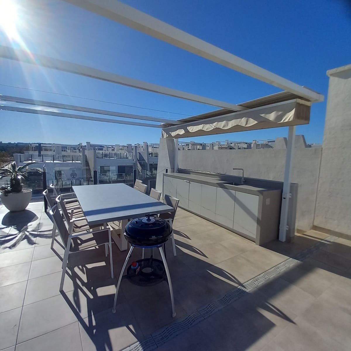 2 soveværelse Lejlighed til salg i San Miguel de Salinas med swimmingpool - € 319.995 (Ref: 9485118)