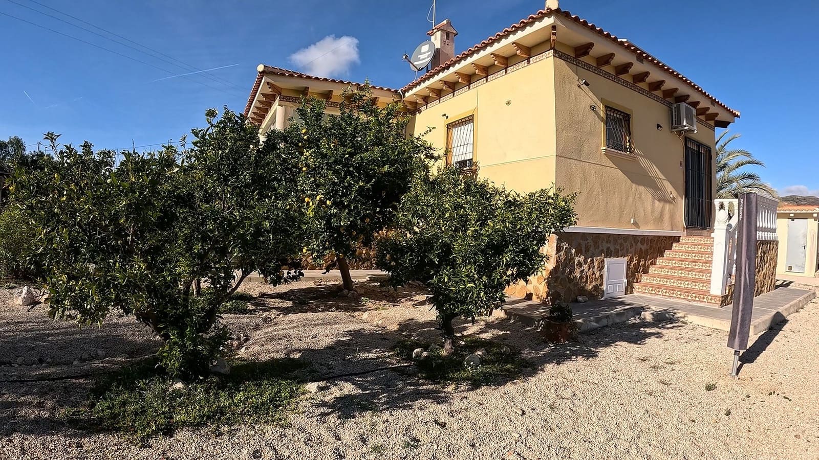 3 sypialnia Willa na sprzedaż w Abanilla z basenem garażem - 349 000 € (Ref: 9500803)