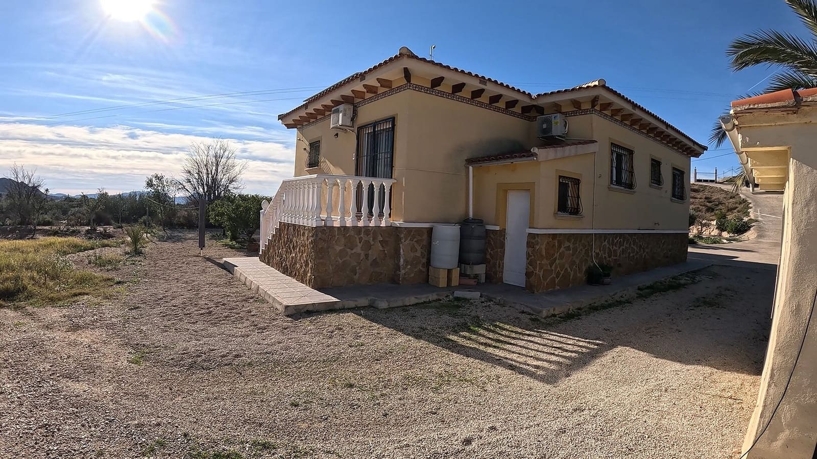 3 sypialnia Willa na sprzedaż w Abanilla z basenem garażem - 349 000 € (Ref: 9500803)