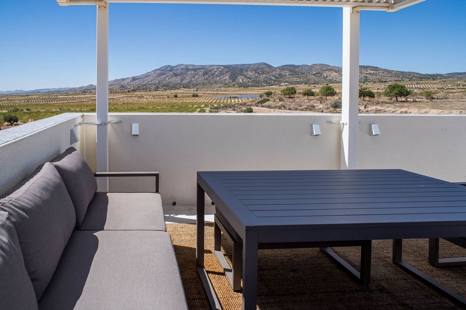 3 Zimmer Villa zu verkaufen in Pinoso mit Pool - 349.995 € (Ref: 9547310)