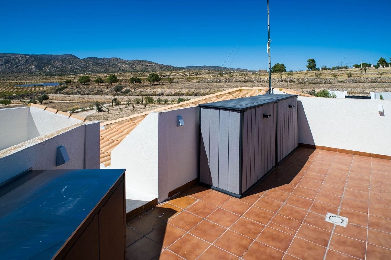 3 Zimmer Villa zu verkaufen in Pinoso mit Pool - 349.995 € (Ref: 9547310)