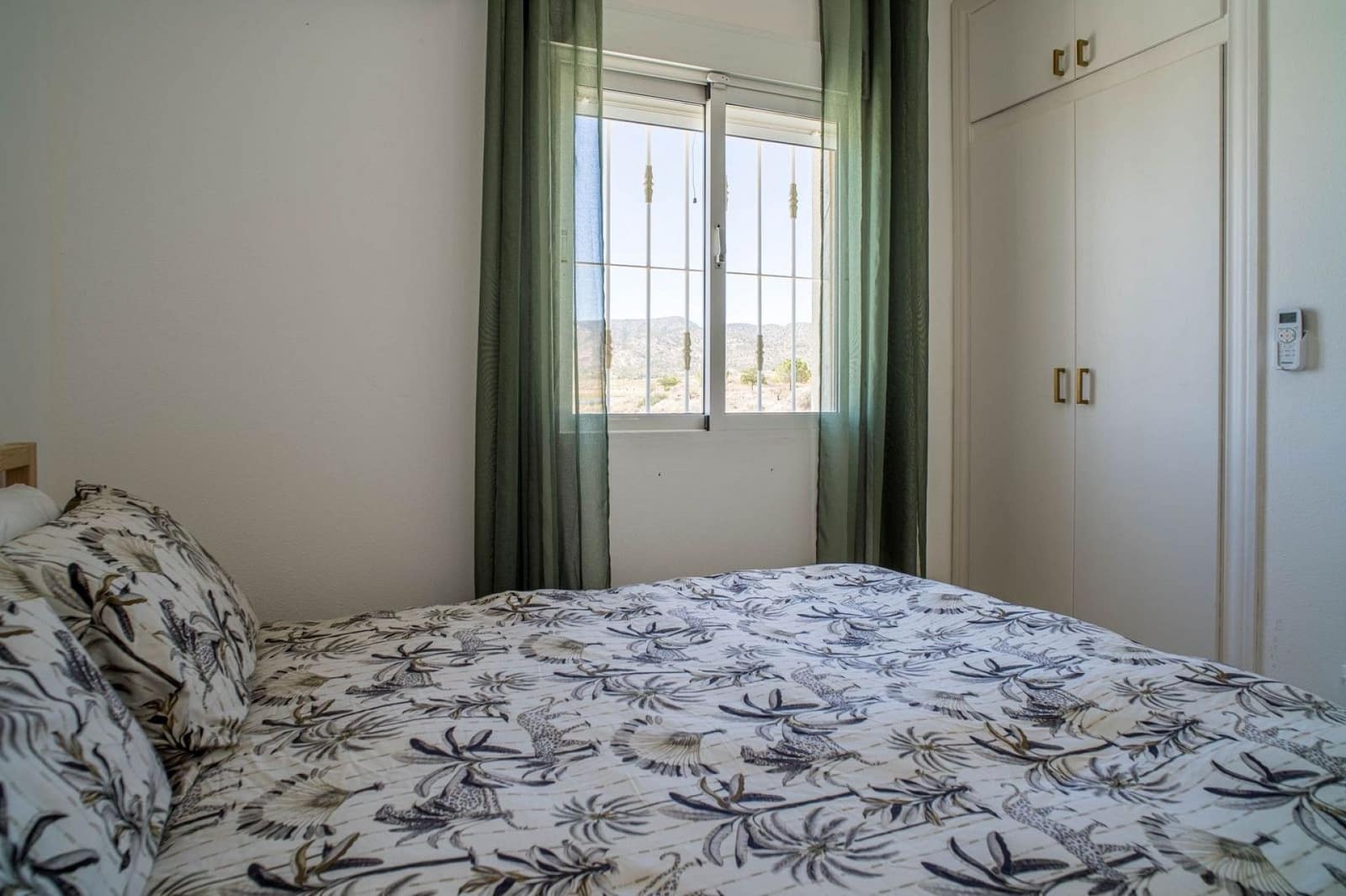 3 Zimmer Villa zu verkaufen in Pinoso mit Pool - 349.995 € (Ref: 9547310)