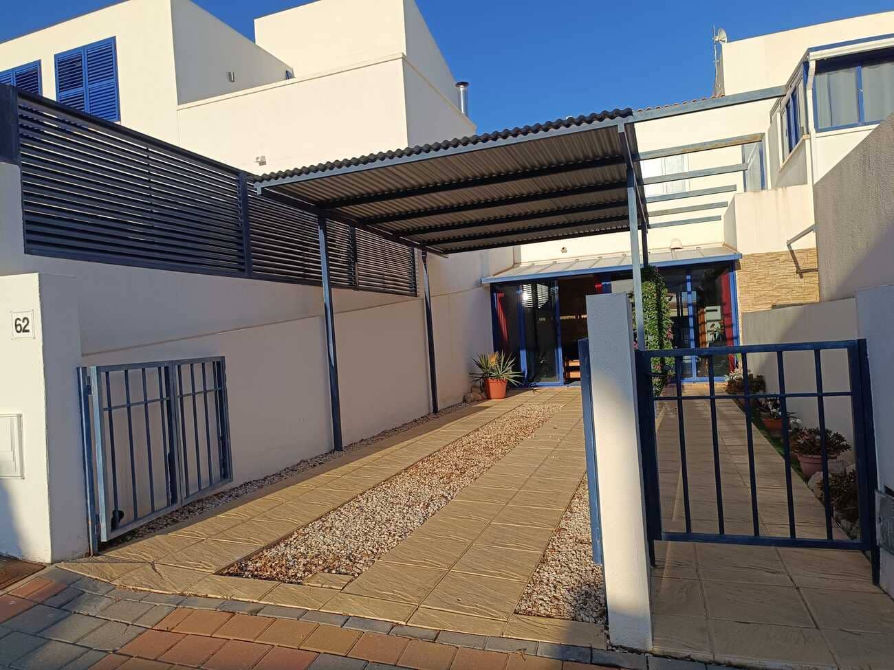 3 soveværelse Byhus til salg i Fortuna med swimmingpool - € 154.950 (Ref: 9547312)