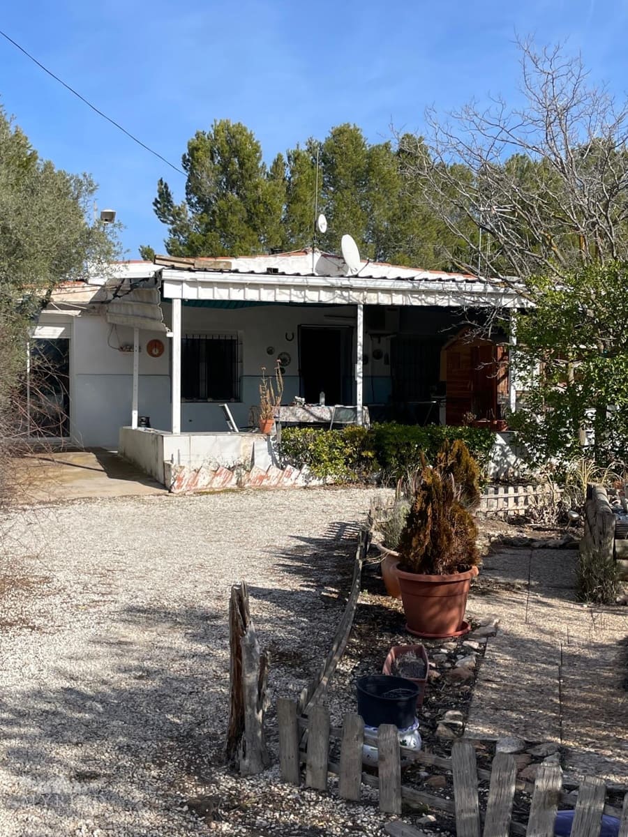 2 bedroom Finca/Country House for sale in Pinoso with pool - € 97,500 (Ref: 9559353)