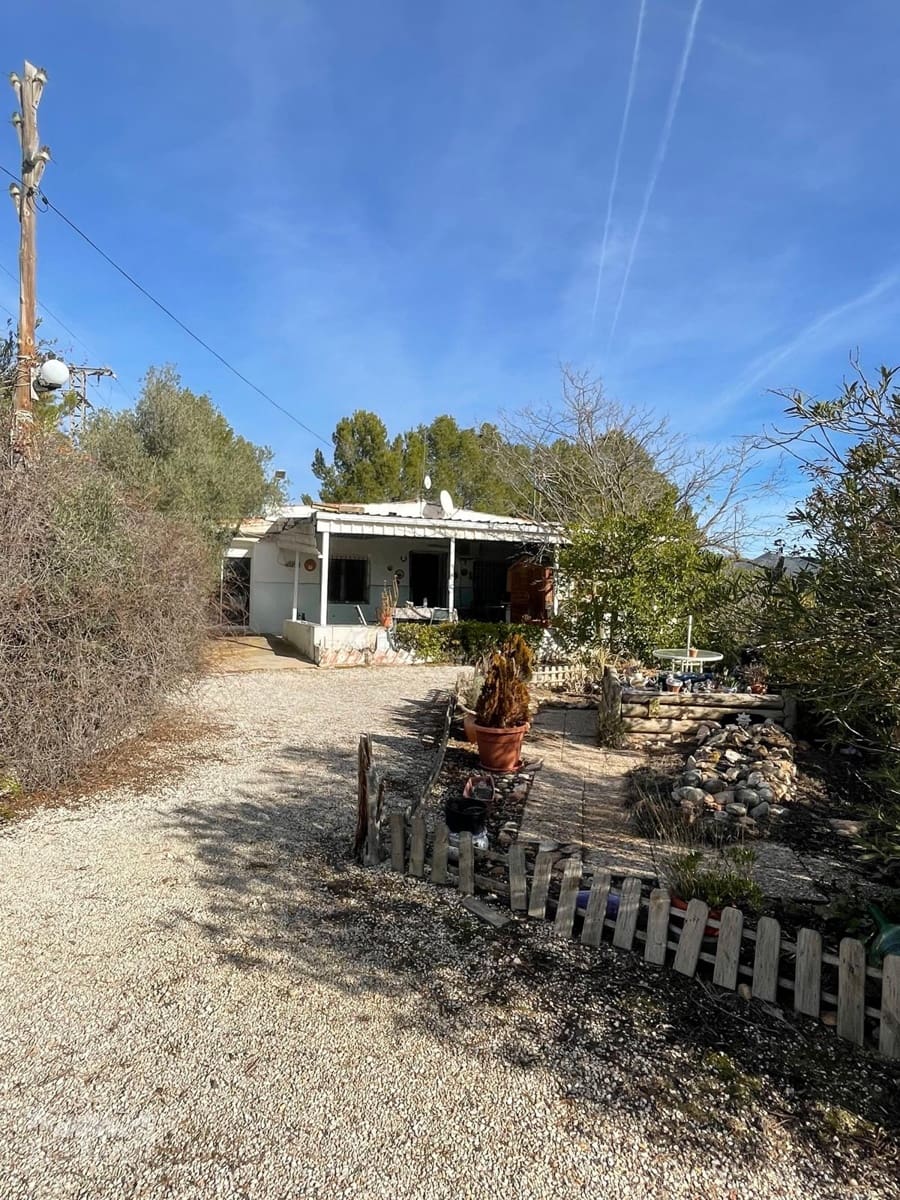 2 bedroom Finca/Country House for sale in Pinoso with pool - € 97,500 (Ref: 9559353)