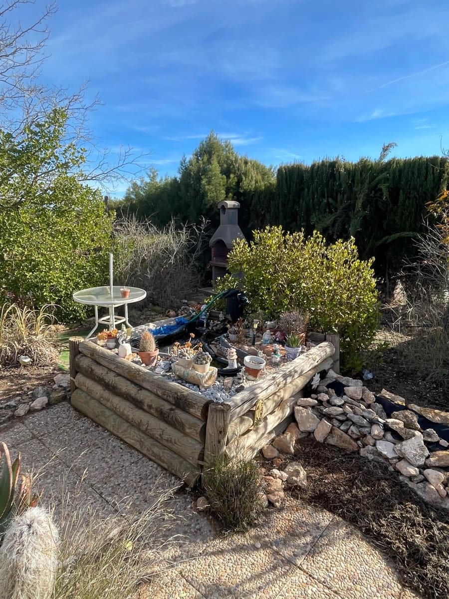 2 bedroom Finca/Country House for sale in Pinoso with pool - € 97,500 (Ref: 9559353)