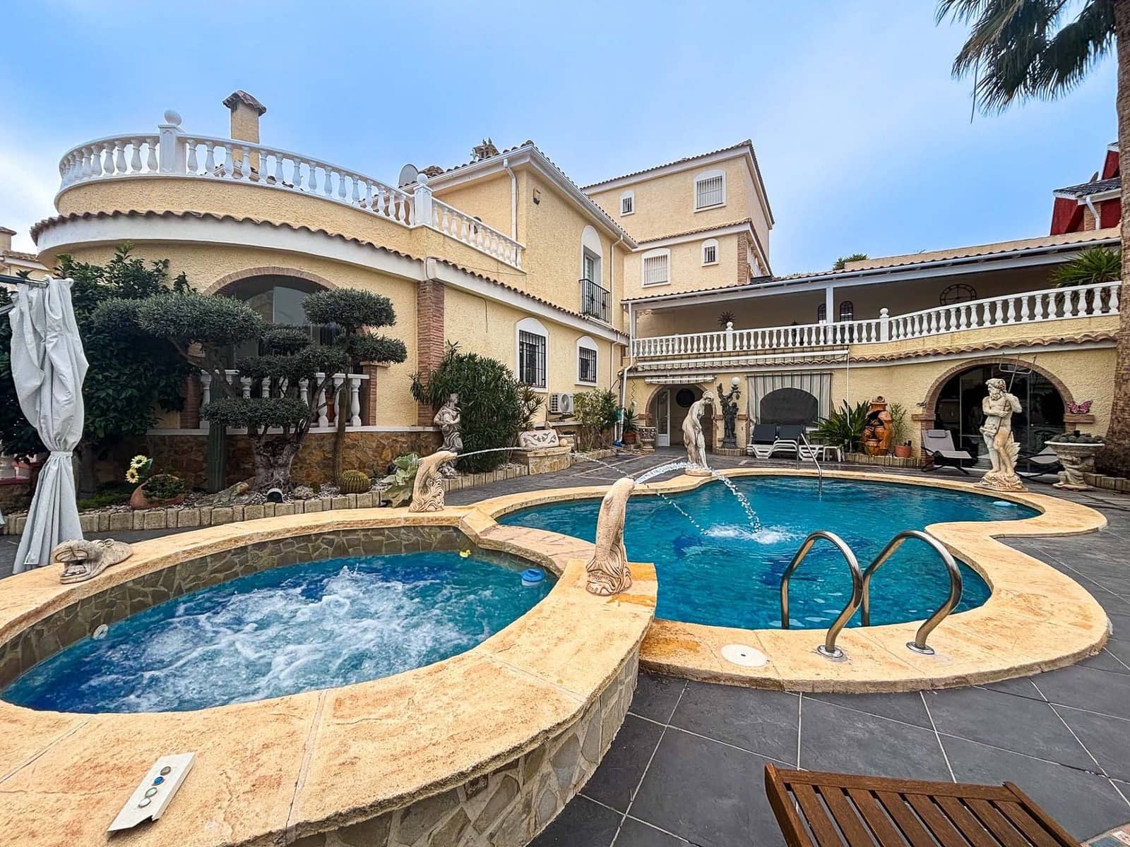 5 sovrum Villa till salu i Monforte del Cid med pool garage - 384 950 € (Ref: 9580449)