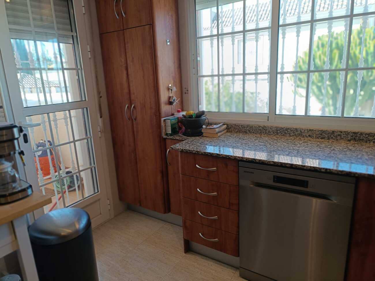 5 chambre Villa/Maison à vendre à Fortuna avec piscine - 265 000 € (Ref: 9641394)