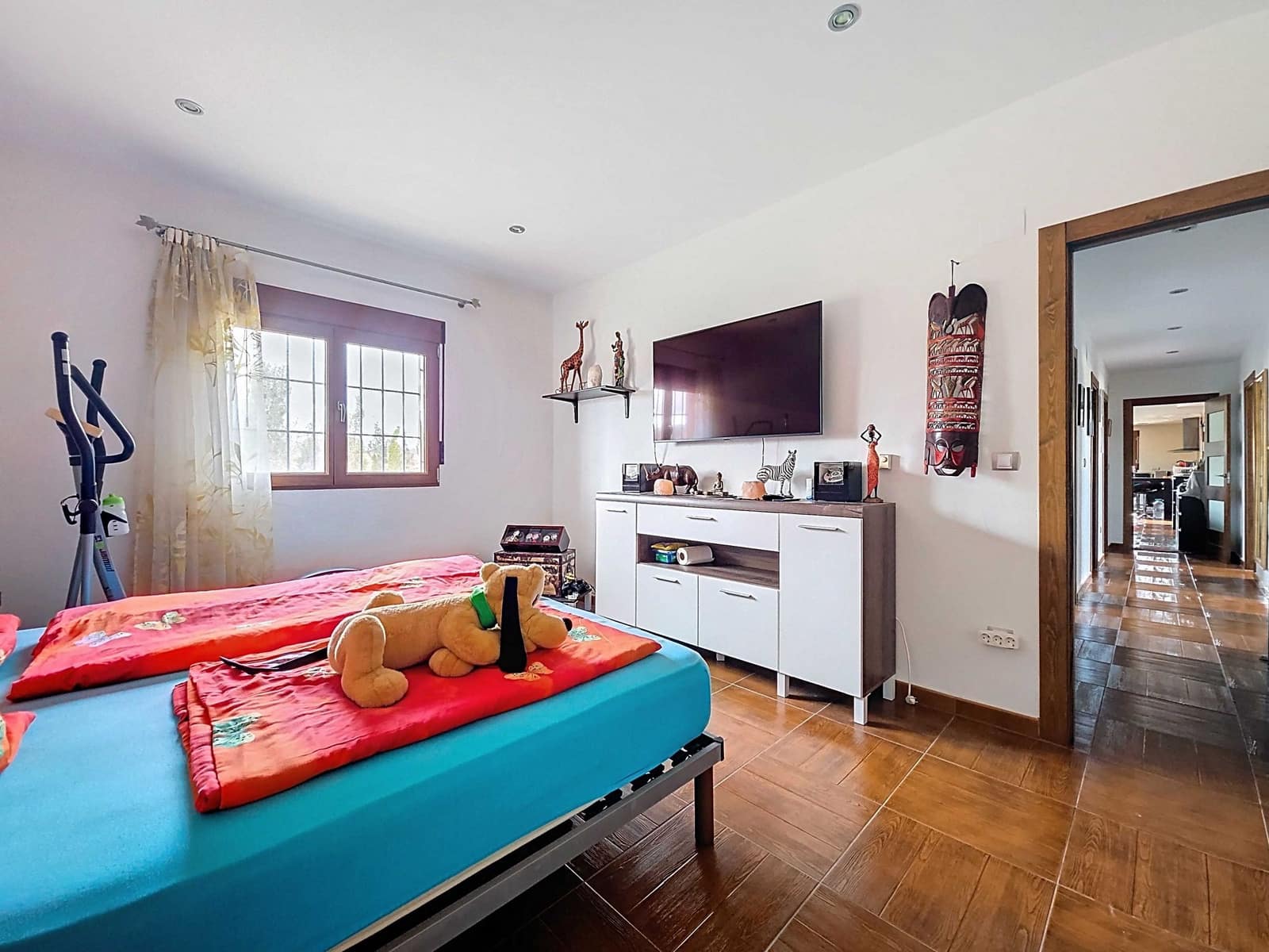 4 sypialnia Willa na sprzedaż w Pinoso z basenem garażem - 399 995 € (Ref: 9668281)