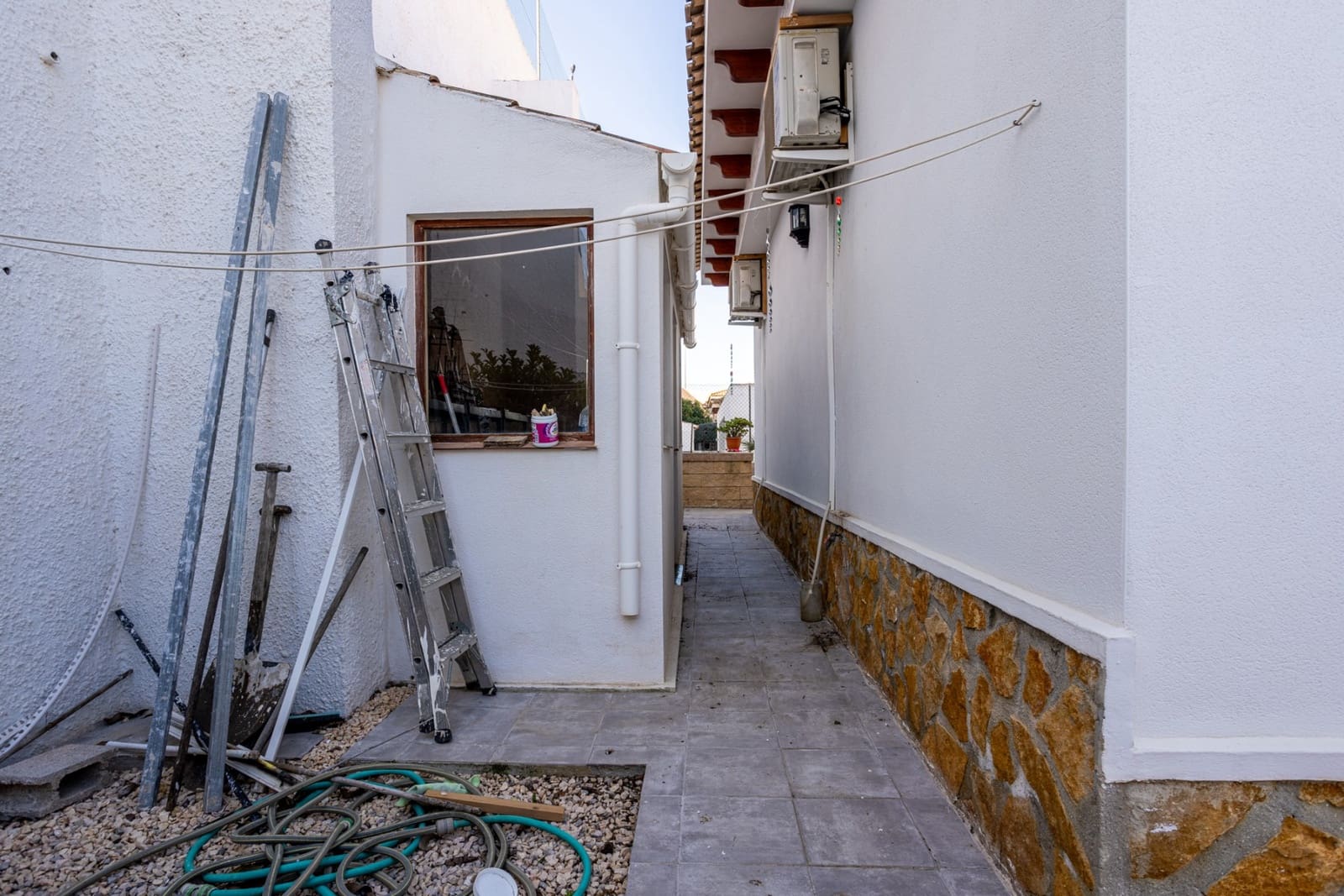 3 soveværelse Villa til salg i Bigastro med swimmingpool garage - € 295.000 (Ref: 9668284)