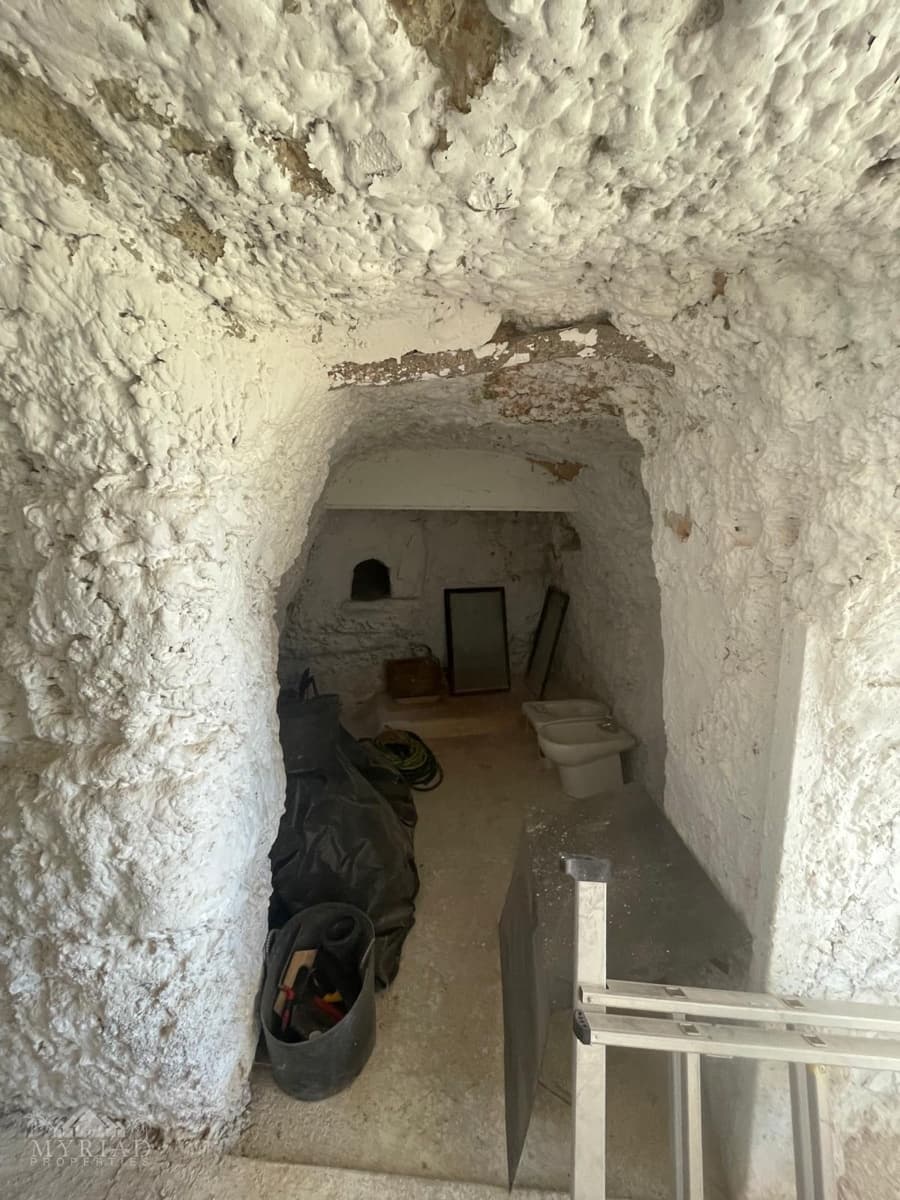 3 chambre Maison Troglodyte à vendre à Pinoso avec piscine - 135 995 € (Ref: 9749404)
