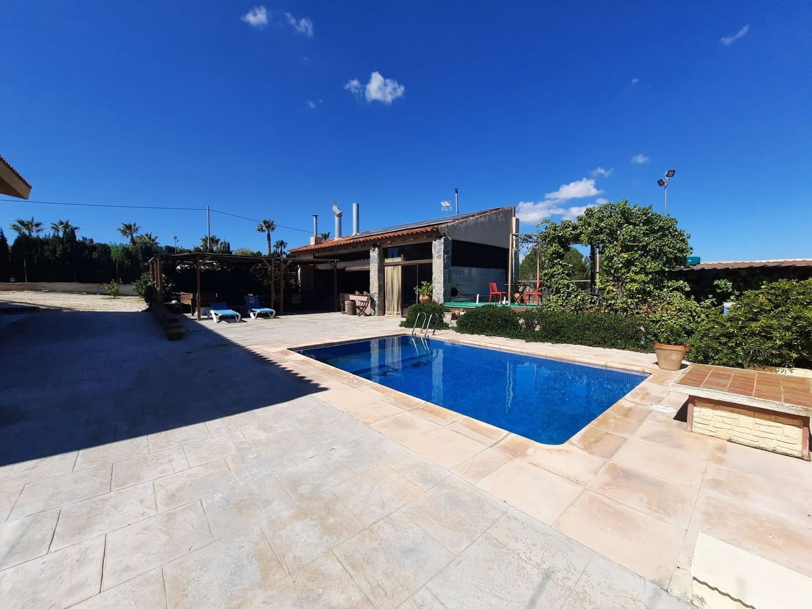 6 slaapkamer Villa te koop in Sax met zwembad garage - € 448.000 (Ref: 9749405)