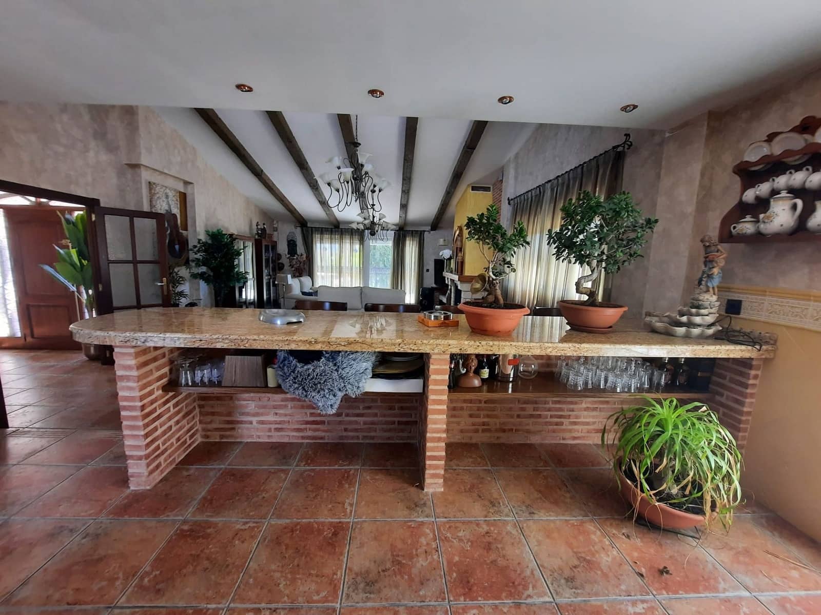 6 slaapkamer Villa te koop in Sax met zwembad garage - € 448.000 (Ref: 9749405)