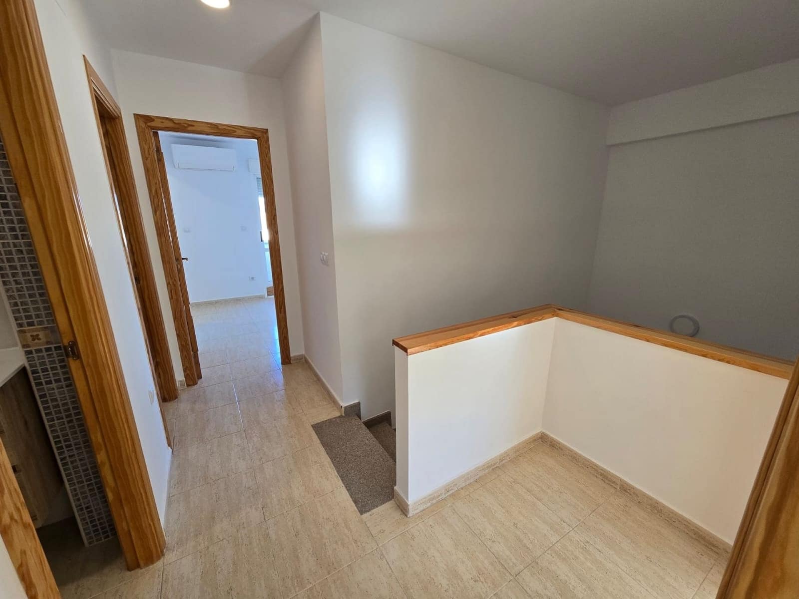 4 soveværelse Byhus til salg i Salinas med swimmingpool garage - € 125.000 (Ref: 9749411)