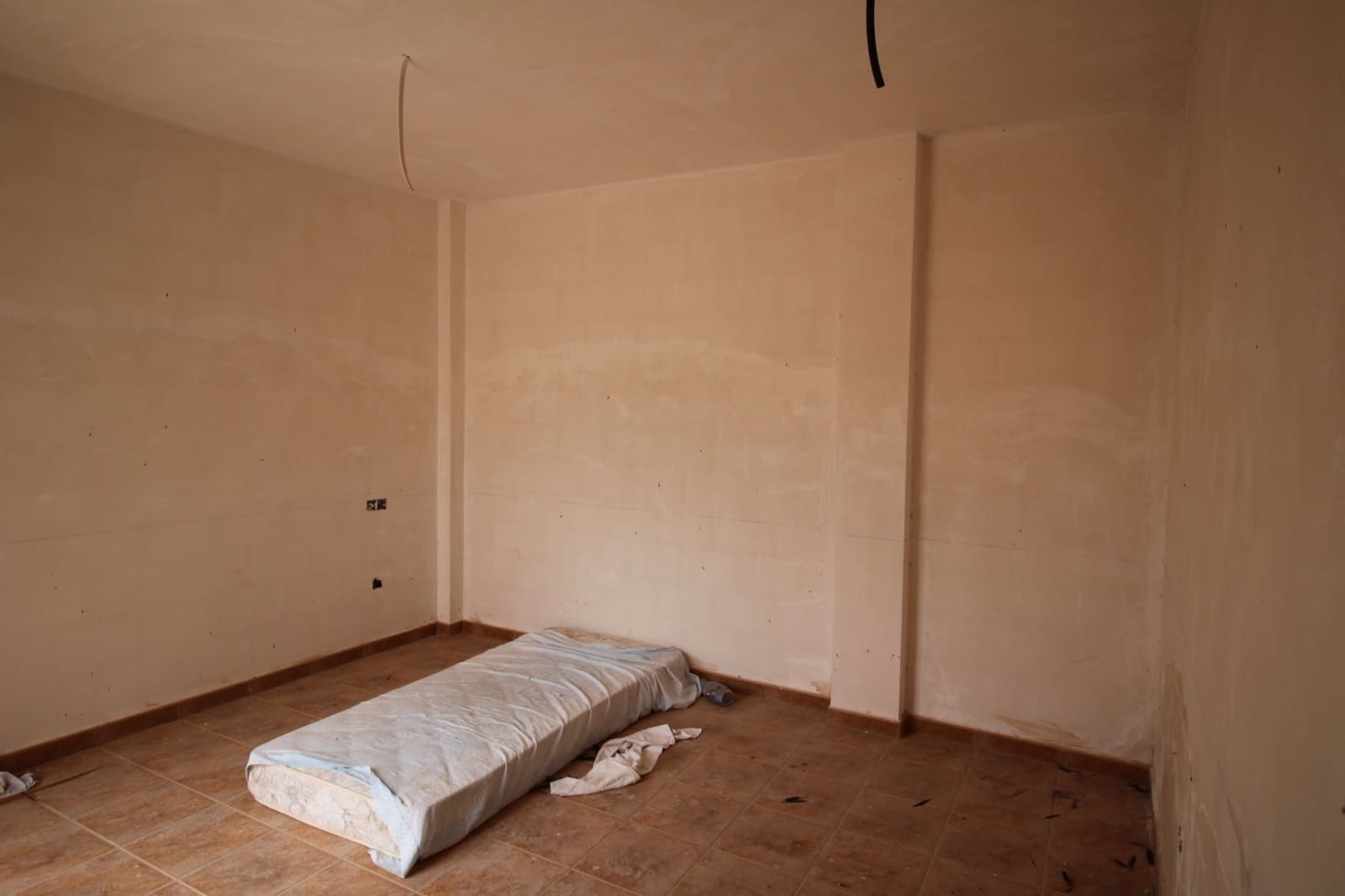 3 bedroom Villa for sale in Fortuna with pool - € 139,900 (Ref: 9749413)