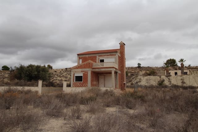 3 slaapkamer Villa te koop in Fortuna met zwembad - € 139.900 (Ref: 9749413)