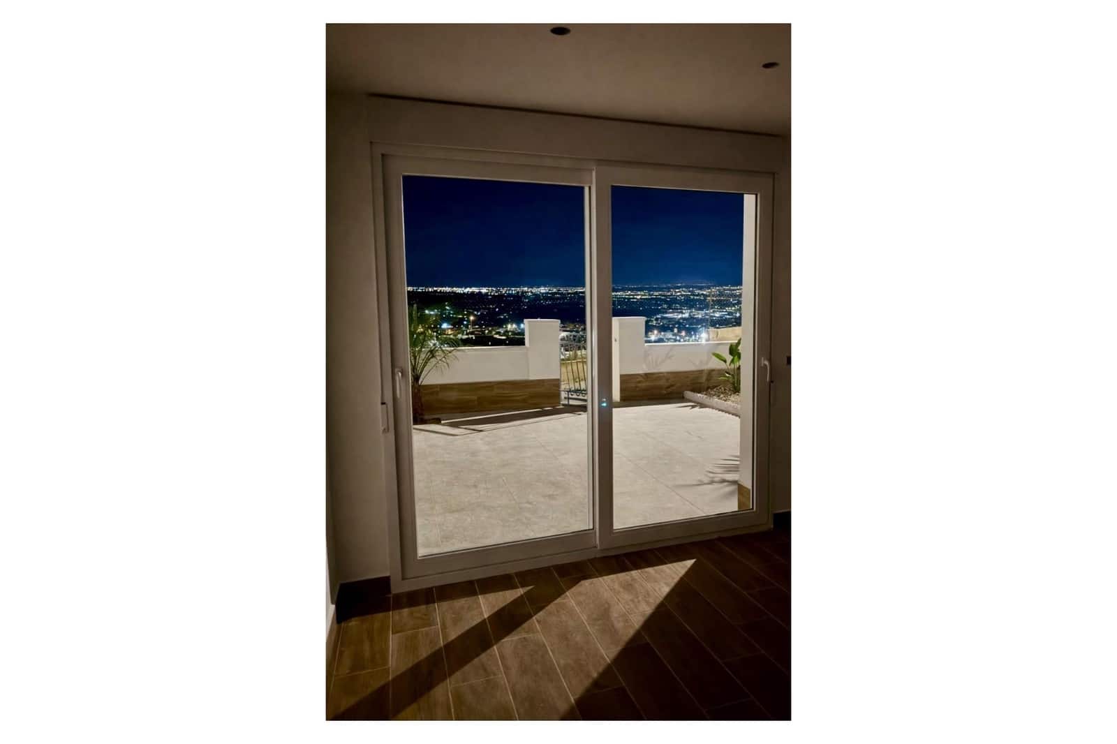 3 slaapkamer Halfvrijstaande villa te koop in Ciudad Quesada met zwembad - € 249.000 (Ref: 9749419)