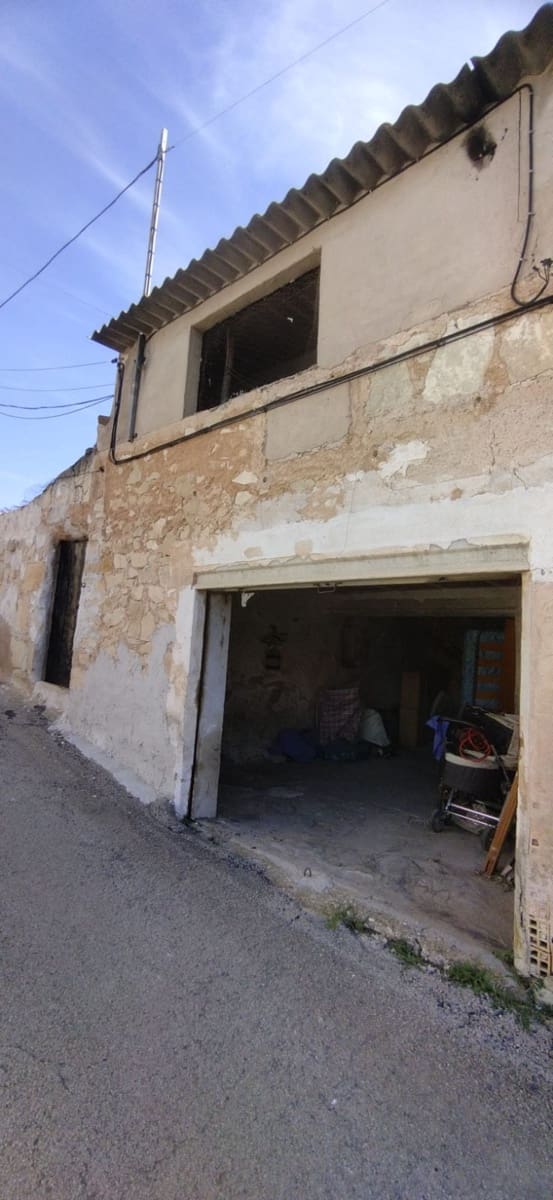 Casa de 3 habitaciones en Casas del Senor en venta con piscina garaje - 98.000 € (Ref: 9789810)