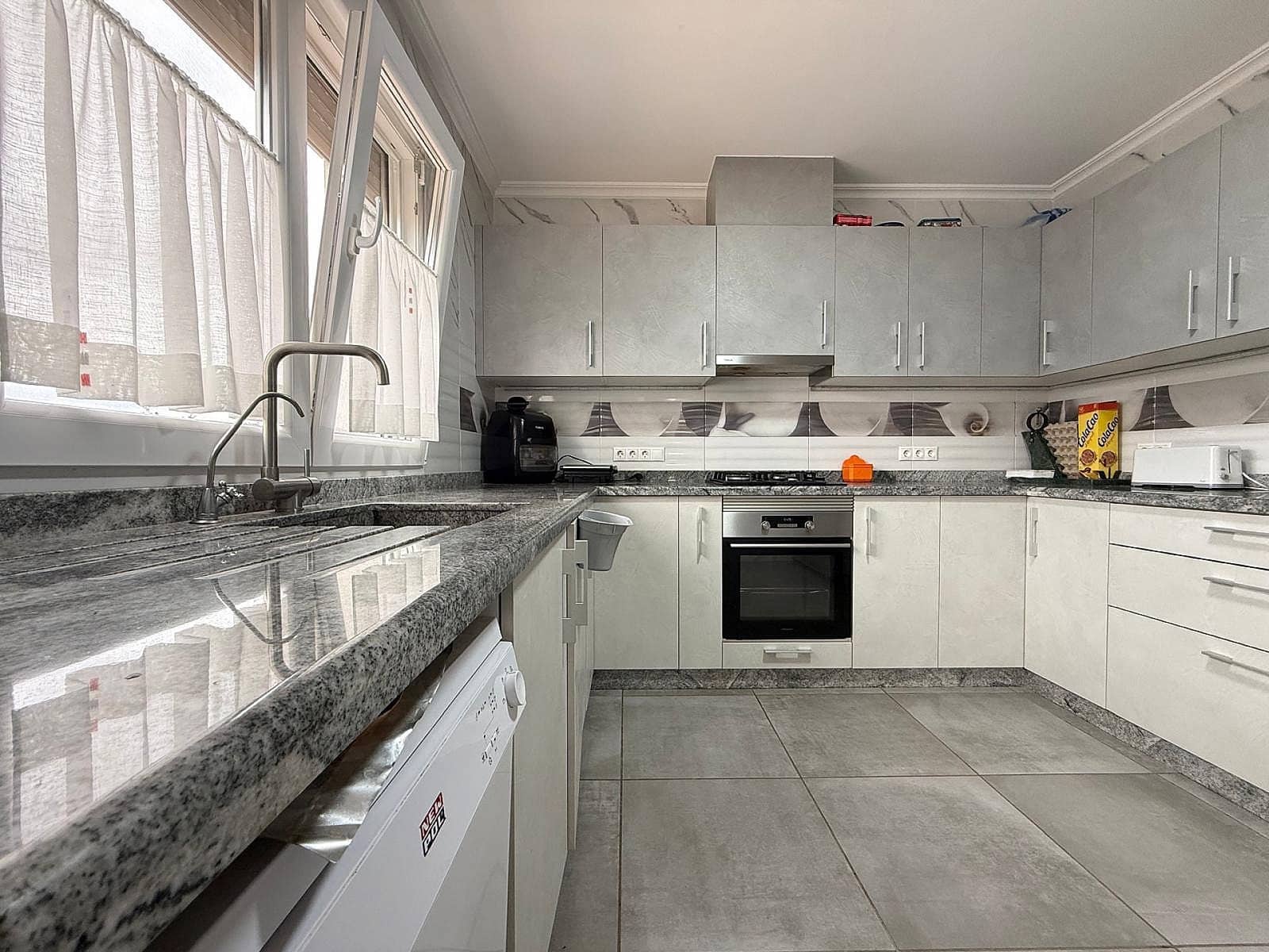 4 bedroom Villa for sale in Lel with pool - € 420,000 (Ref: 9827417)