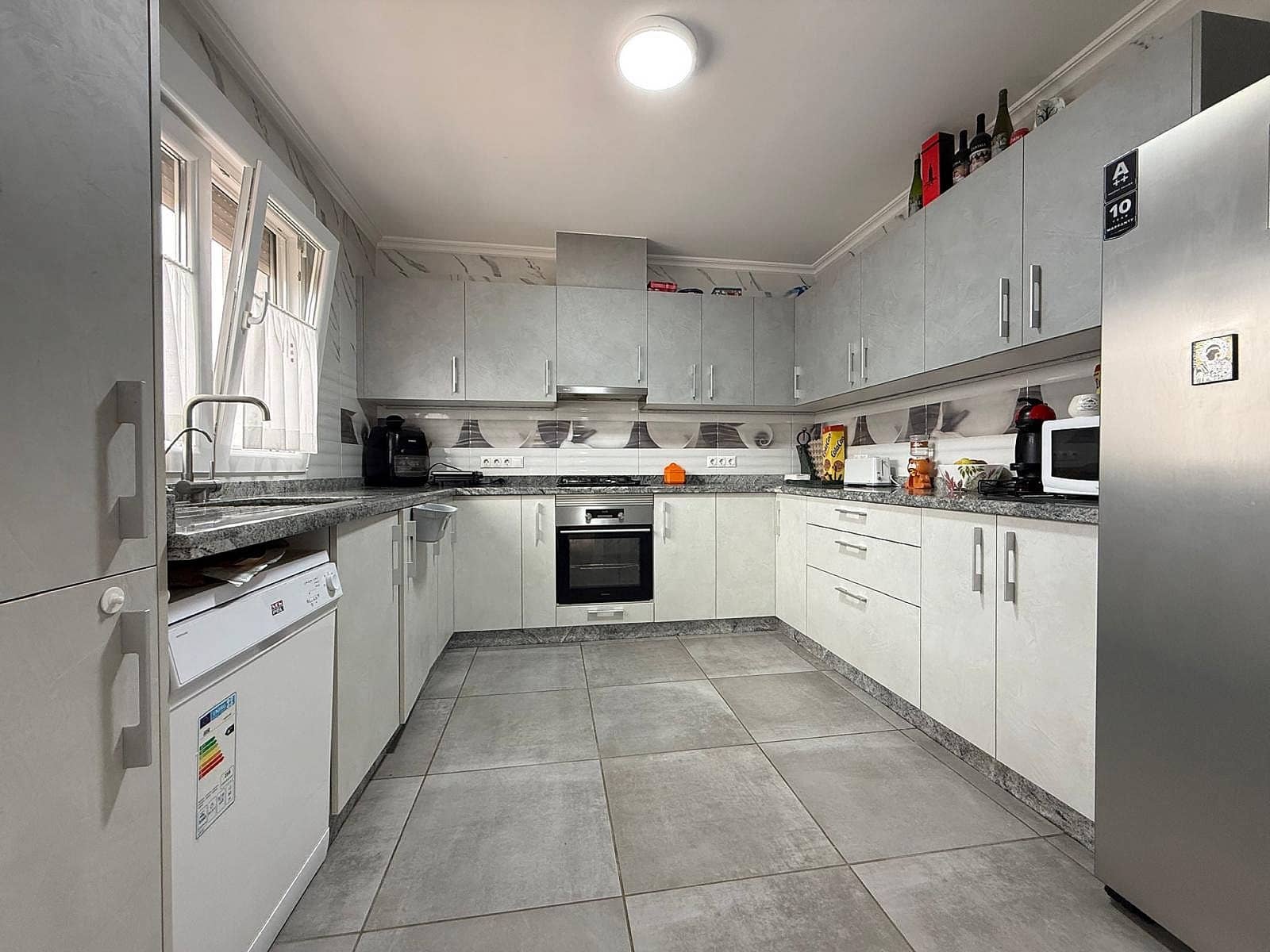 4 bedroom Villa for sale in Lel with pool - € 420,000 (Ref: 9827417)