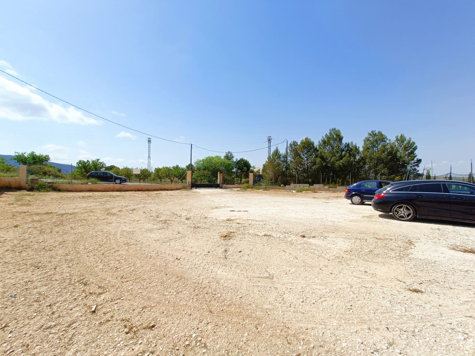 4 bedroom Villa for sale in Pinoso with pool - € 420,000 (Ref: 9827419)