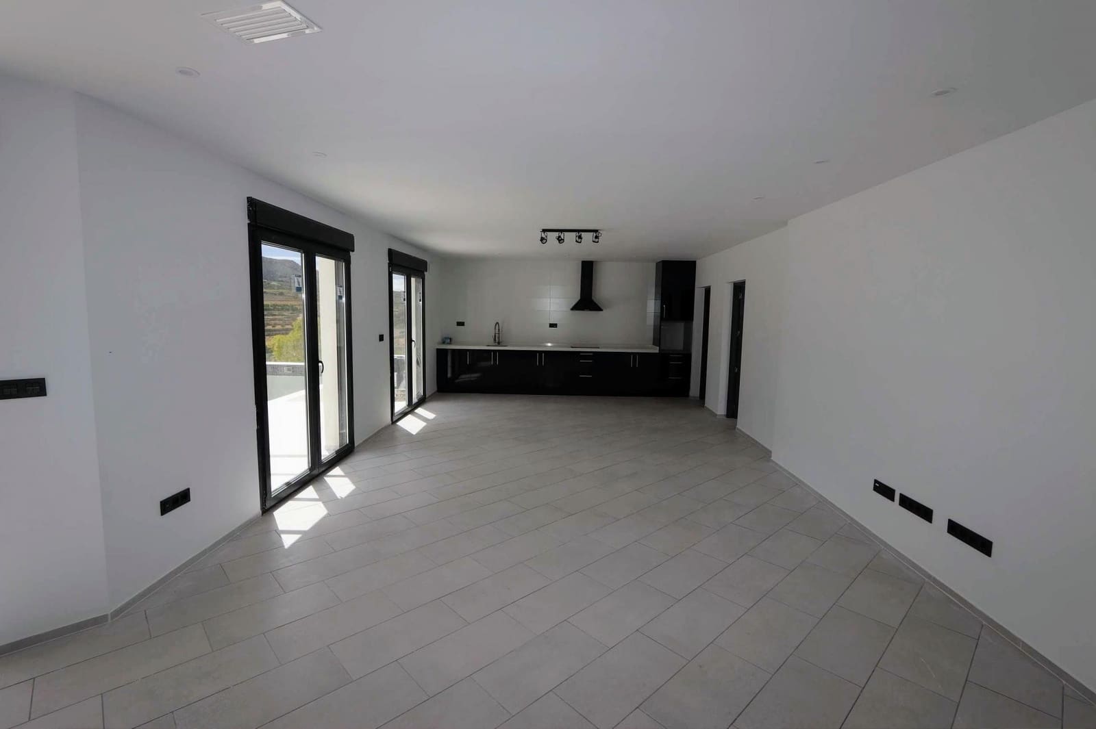 4 bedroom Villa for sale in Aspe with pool - € 310,924 (Ref: 9850184)