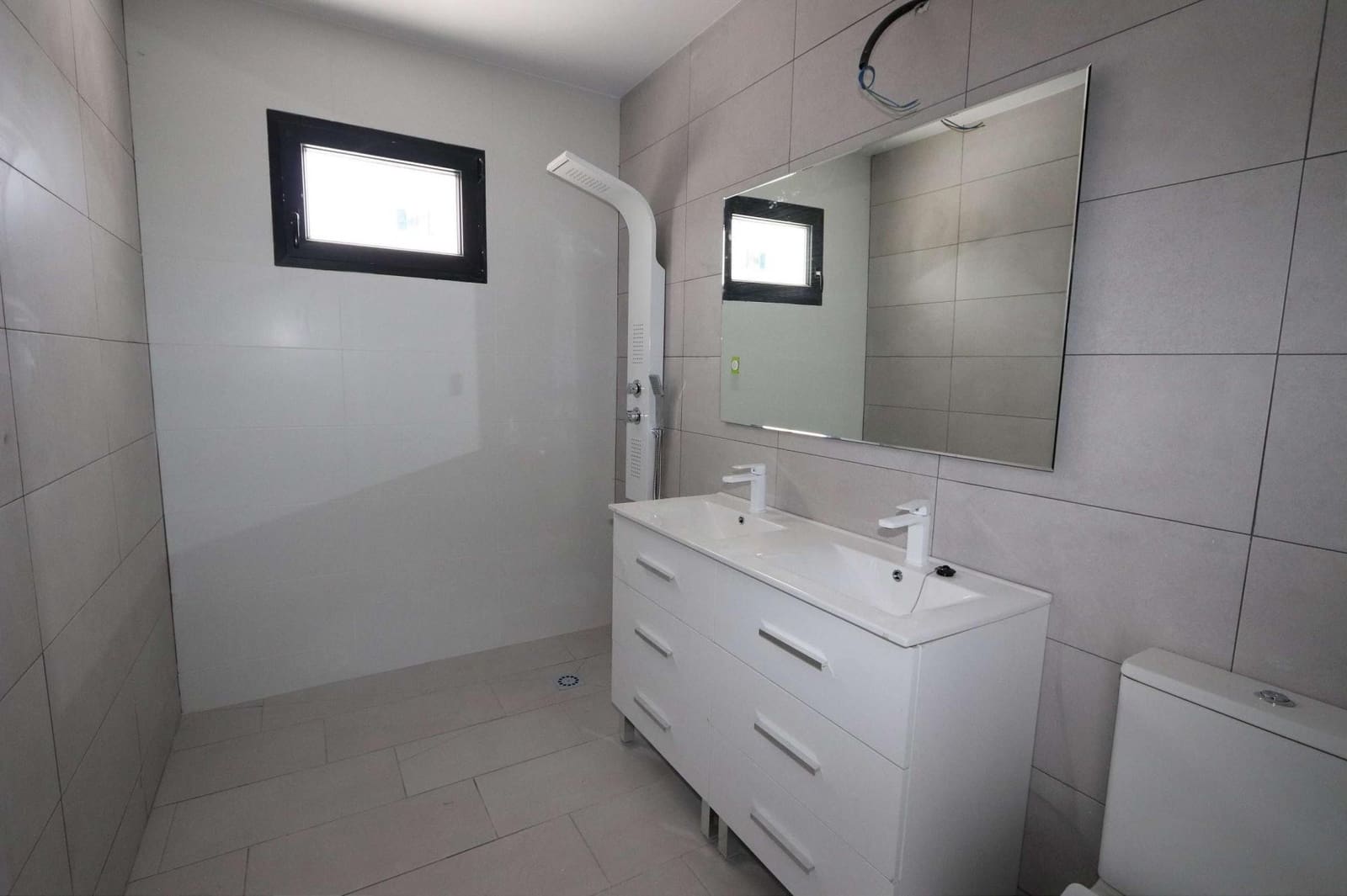 4 bedroom Villa for sale in Aspe with pool - € 310,924 (Ref: 9850184)