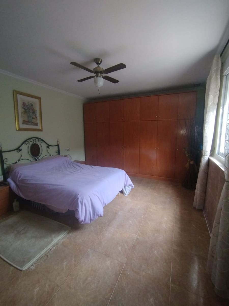 3 bedroom Villa for sale in La Romana with pool - € 290,000 (Ref: 9850186)