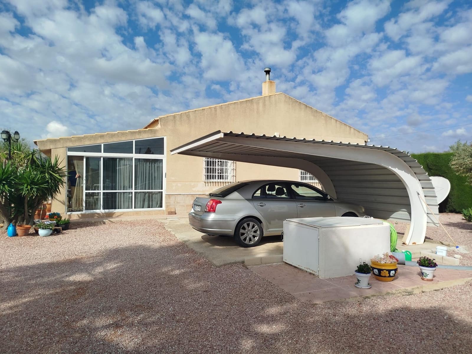 3 bedroom Villa for sale in La Romana with pool - € 290,000 (Ref: 9850186)