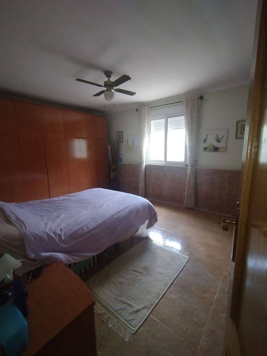 3 bedroom Villa for sale in La Romana with pool - € 290,000 (Ref: 9850186)