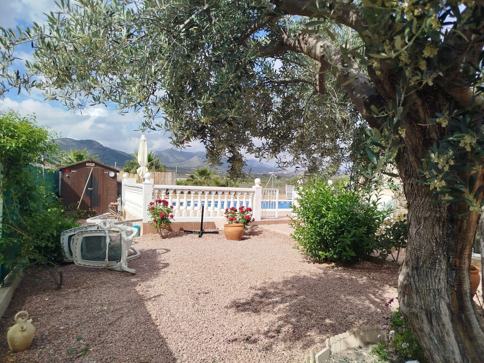 3 bedroom Villa for sale in La Romana with pool - € 290,000 (Ref: 9850186)