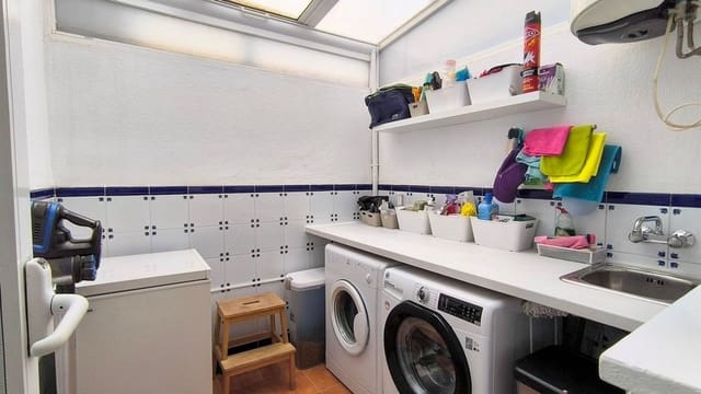3 slaapkamer Halfvrijstaande villa te koop in Ciudad Quesada, Rojales met zwembad - € 220.000 (Ref: 9850422)