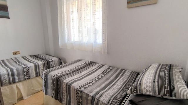 3 slaapkamer Halfvrijstaande villa te koop in Ciudad Quesada, Rojales met zwembad - € 220.000 (Ref: 9850422)