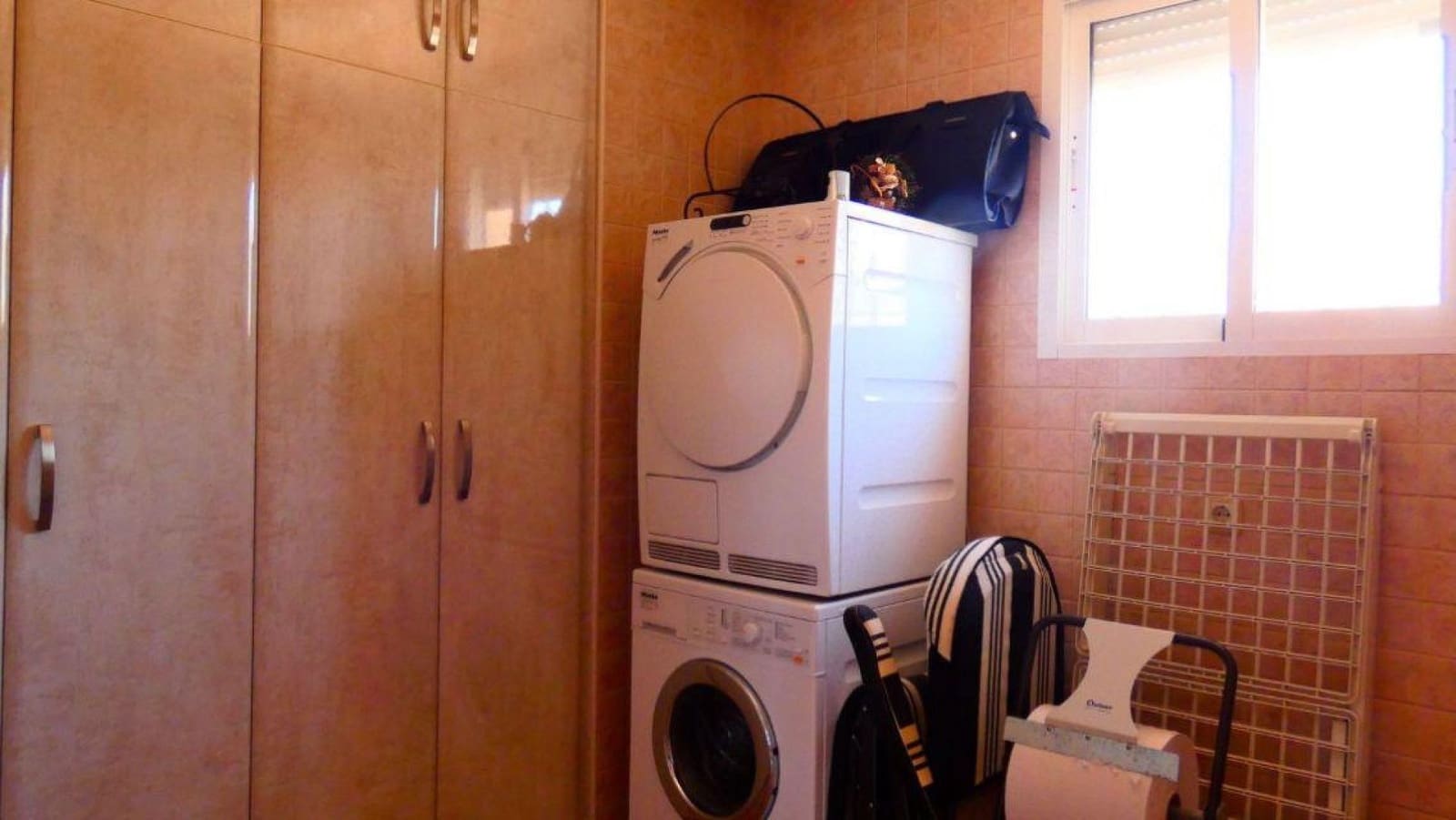 4 bedroom Villa for sale in Jumilla with pool garage - € 569,995 (Ref: 9858746)