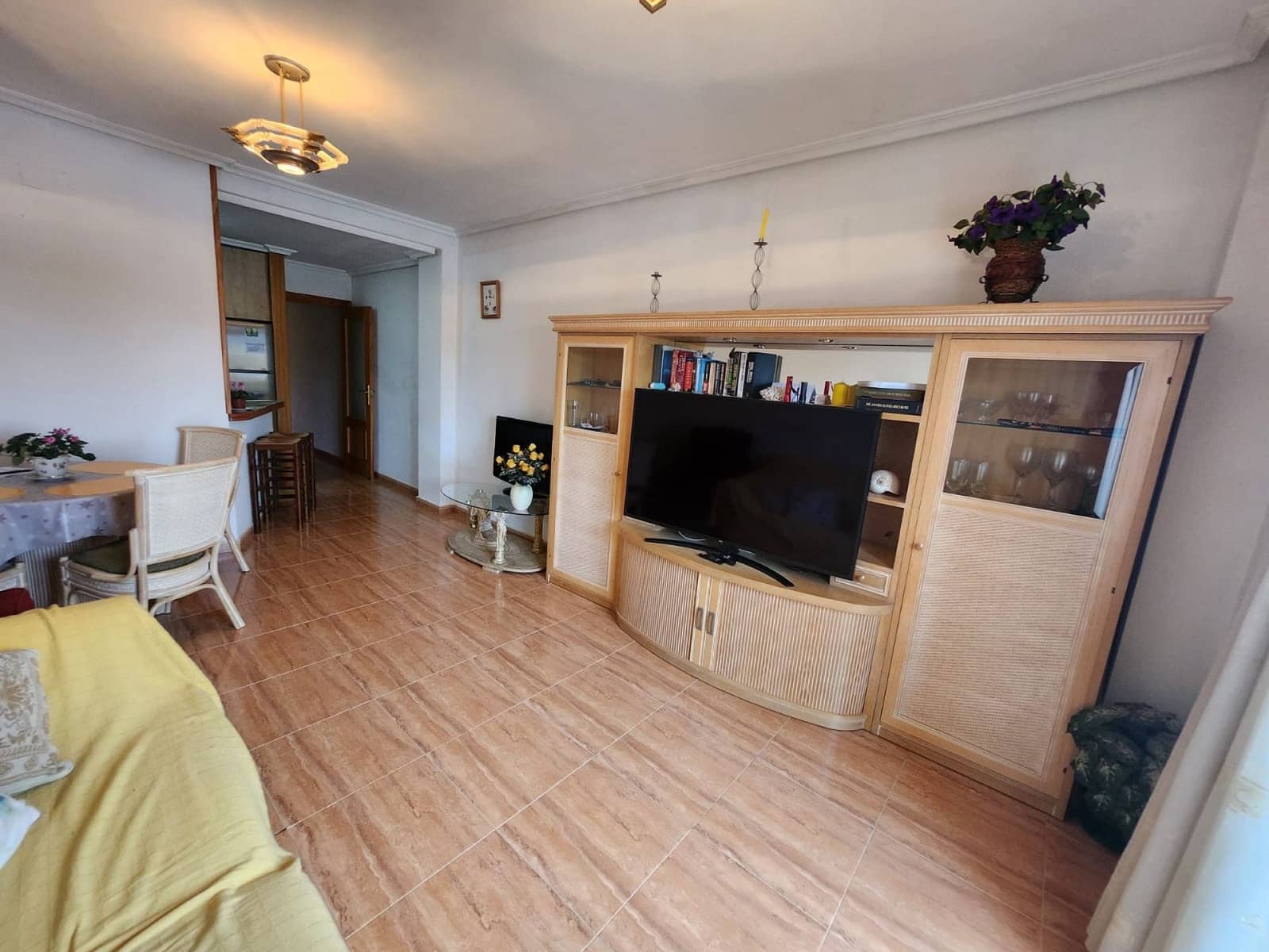 3 bedroom Apartment for sale in Pinoso with pool - € 135,000 (Ref: 9858747)