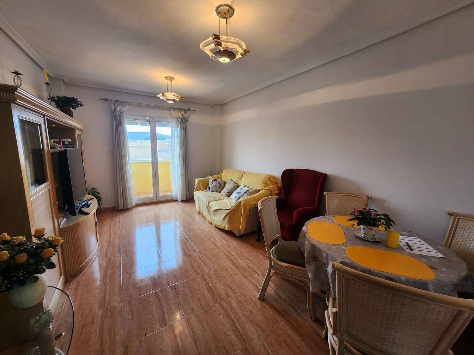 3 bedroom Apartment for sale in Pinoso with pool - € 135,000 (Ref: 9858747)