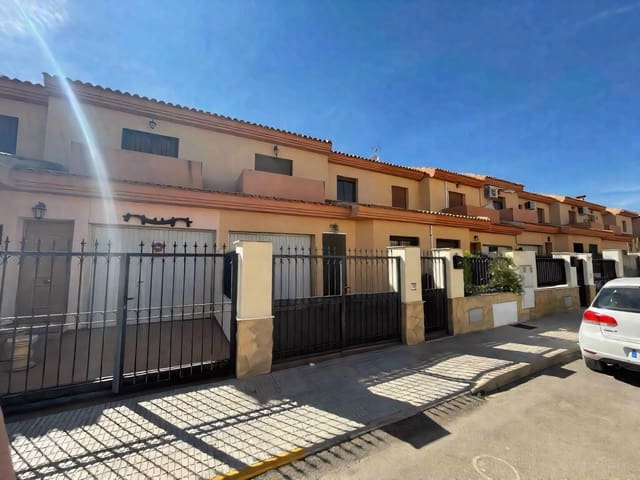 4 chambre Maison de Ville à vendre à Pinoso avec piscine - 195 000 € (Ref: 9858749)