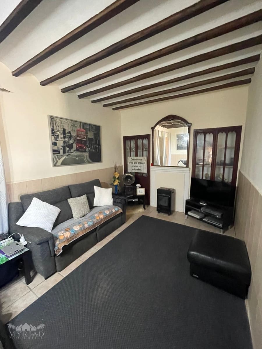 6 bedroom Finca/Country House for sale in Pinoso with pool - € 395,000 (Ref: 9858752)
