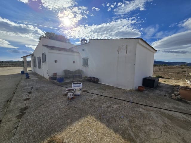 Chalet de 3 habitaciones en Monóvar / Monóver en venta con piscina garaje - 200.000 € (Ref: 9858753)