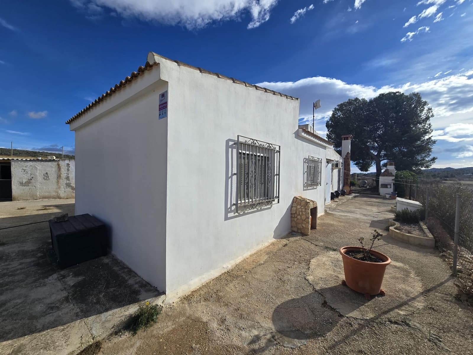 Chalet de 3 habitaciones en Monóvar / Monóver en venta con piscina garaje - 200.000 € (Ref: 9858753)