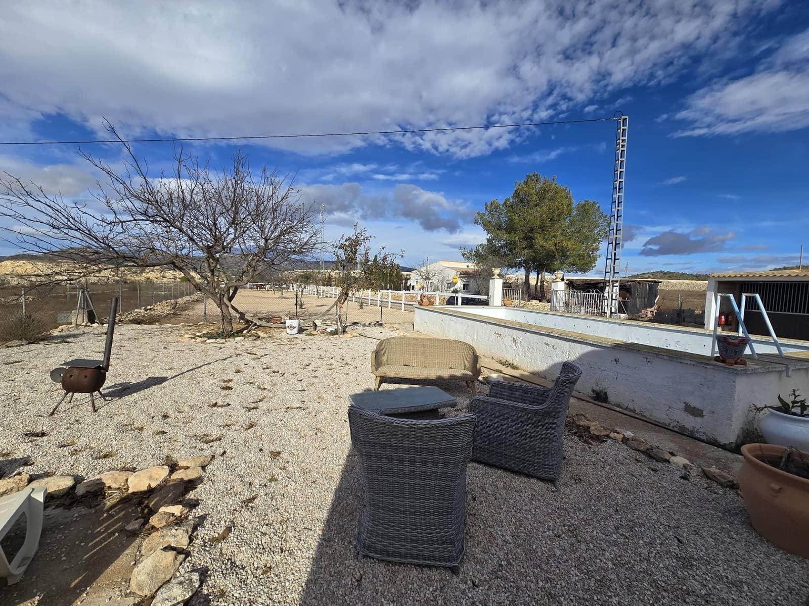 Chalet de 3 habitaciones en Monóvar / Monóver en venta con piscina garaje - 200.000 € (Ref: 9858753)