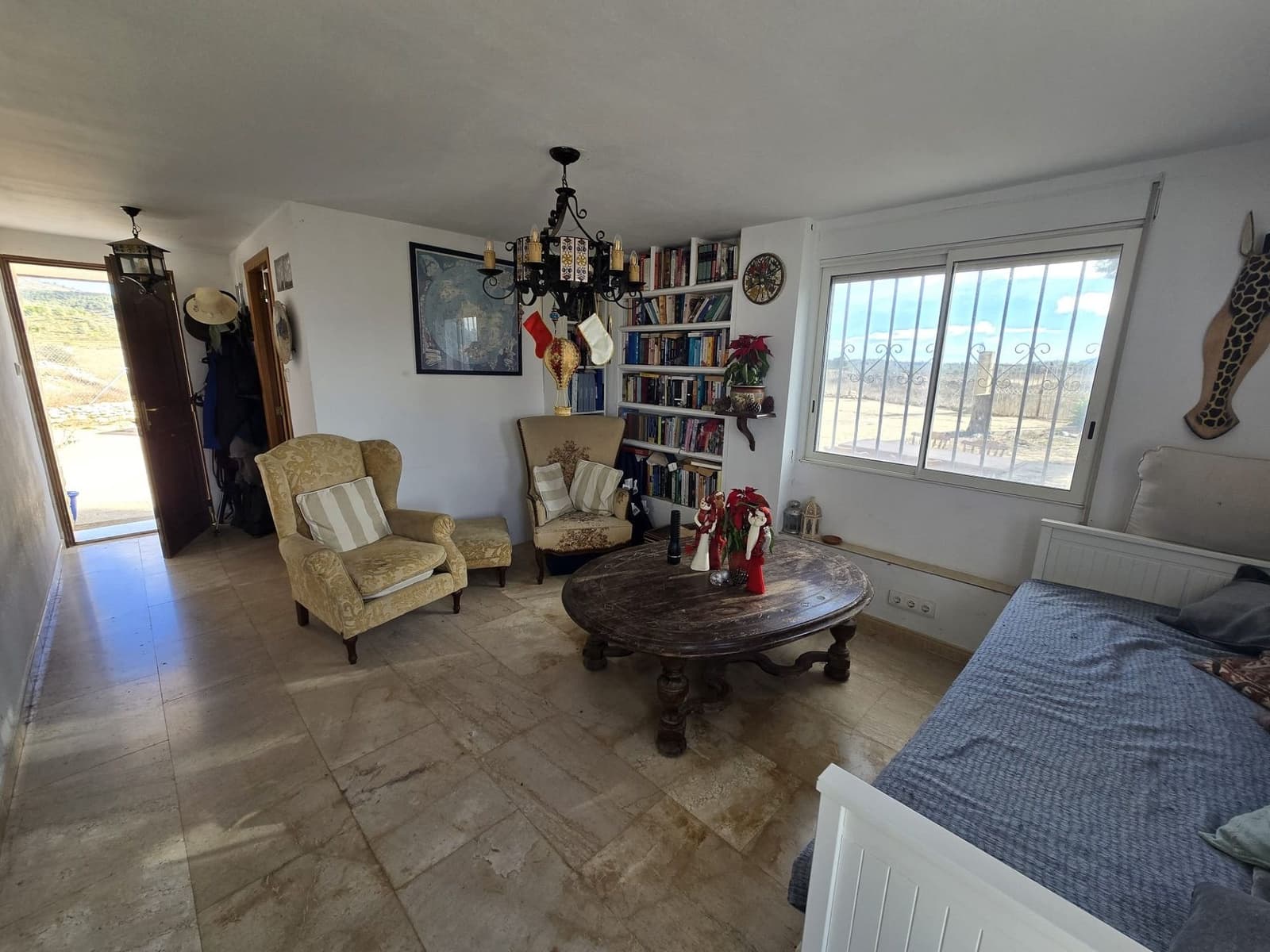 Chalet de 3 habitaciones en Monóvar / Monóver en venta con piscina garaje - 200.000 € (Ref: 9858753)