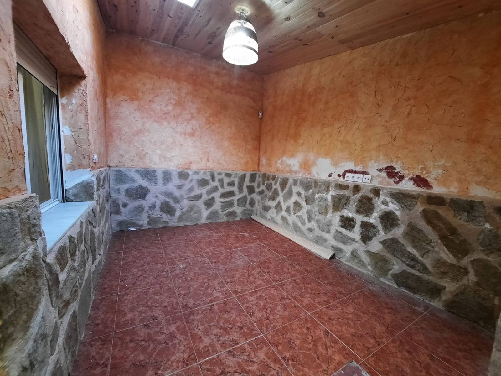 2 bedroom Townhouse for sale in Salinas with pool garage - € 99,900 (Ref: 9858758)