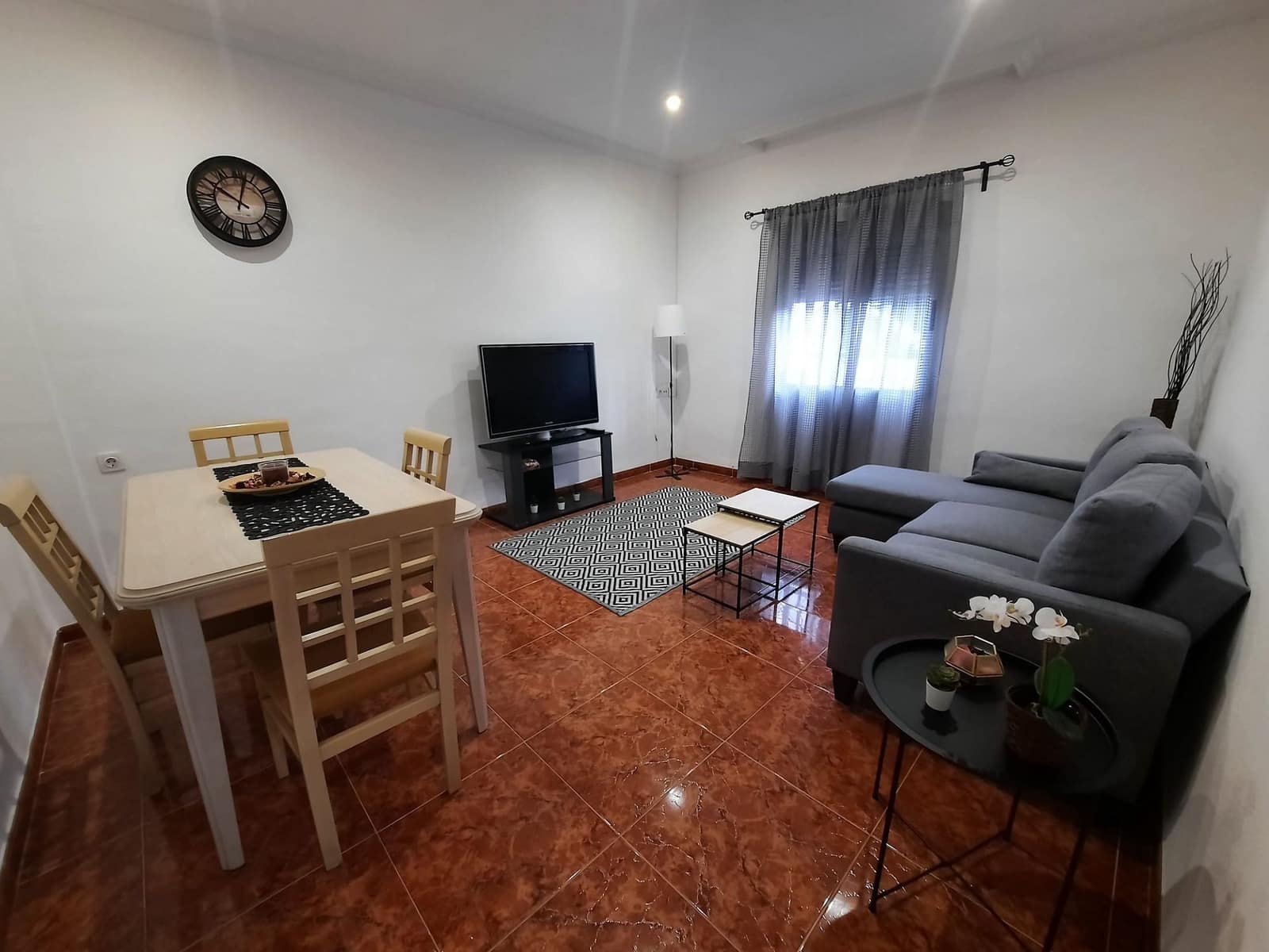2 bedroom Townhouse for sale in Salinas with pool garage - € 99,900 (Ref: 9858758)