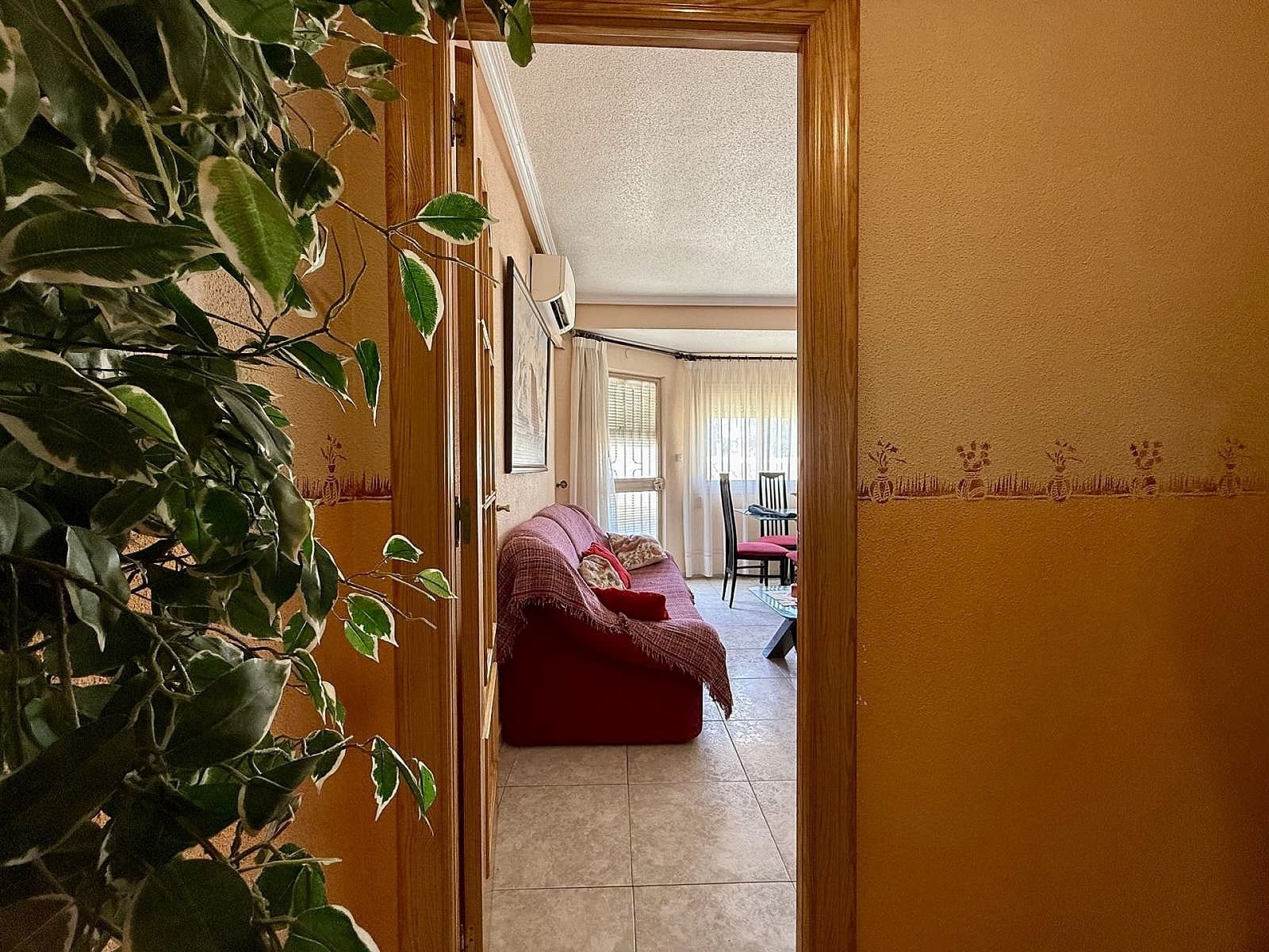 5 bedroom Apartment for sale in Pinoso with pool - € 130,000 (Ref: 9858765)