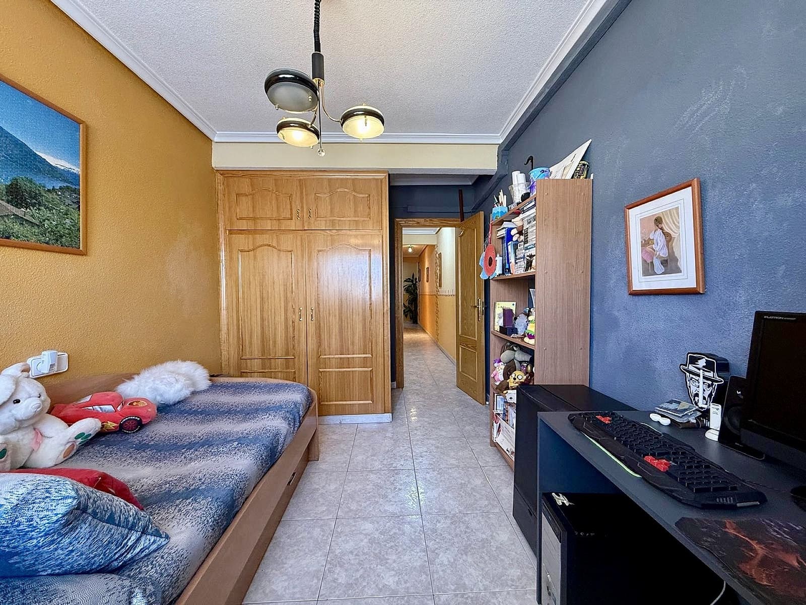 5 bedroom Apartment for sale in Pinoso with pool - € 130,000 (Ref: 9858765)