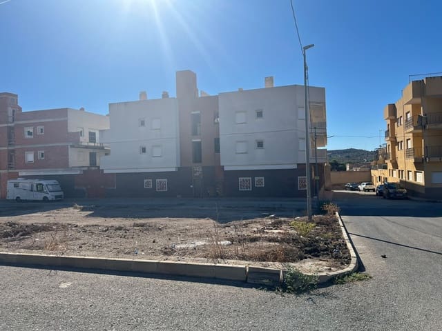 Mark till salu i Hondón de los Frailes - 115 000 € (Ref: 9858767)