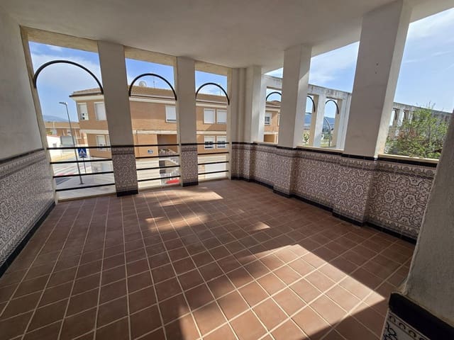 6 soverom Villa til salgs i Sax med svømmebasseng garasje - € 575 000 (Ref: 9858774)